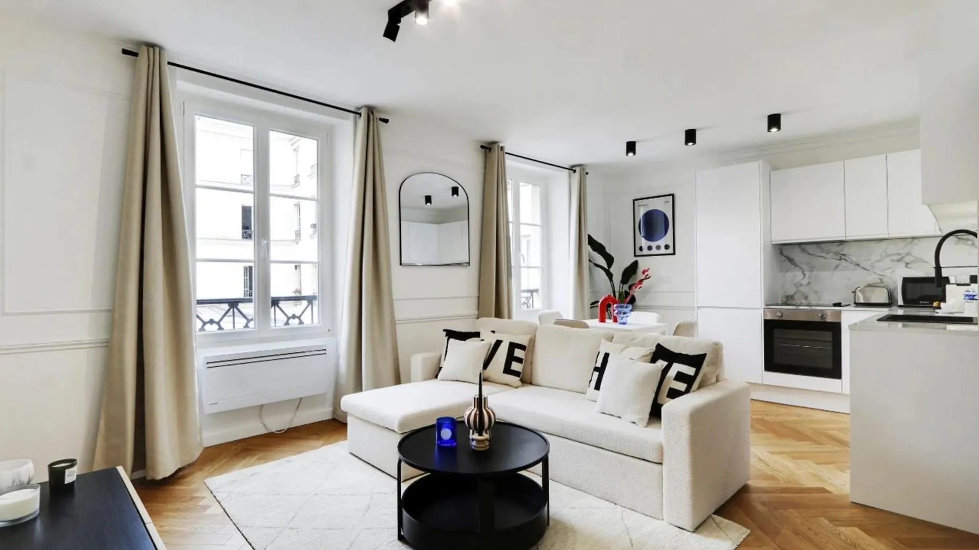 Marais - Rivoli - Beautiful Flat 4P Apartment Paris